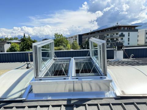 Lanterneaux acoustiques AEROLUX : une solution sur mesure pour le confort sonore et la sécurité